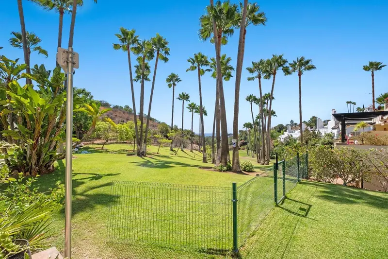 Apartamento en Venta Milla de Oro Marbella 3 Dormitorios Lujo