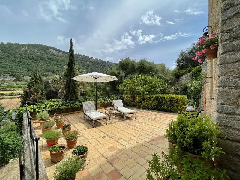 Chalet con Vistas a la Montaña en Orient Mallorca