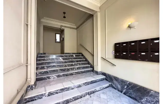 Habitaci
ón 120m
² Alquiler Barcelona Estancia Media Larga