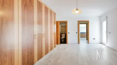 Chalet en venta en La Moraleja 4 dormitorios 4 banos piscina garaje