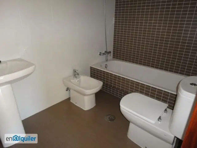 Alquiler Piso Pola de Siero Ascensor Trastero Garaje
