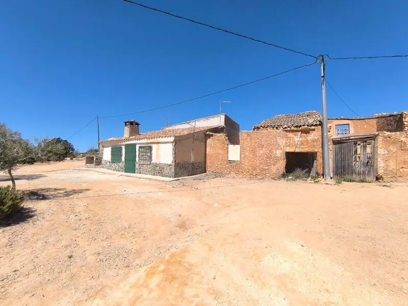 Casa de Campo en Jumilla con 2 Hectareas