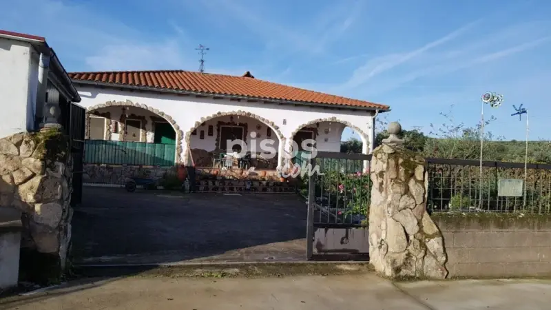 Chalet en Cerezo 1200m² 3 habitaciones Jardin