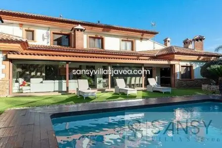Casa Chalet en Calpe 4 Dormitorios 6 Baños con Jacuzzi