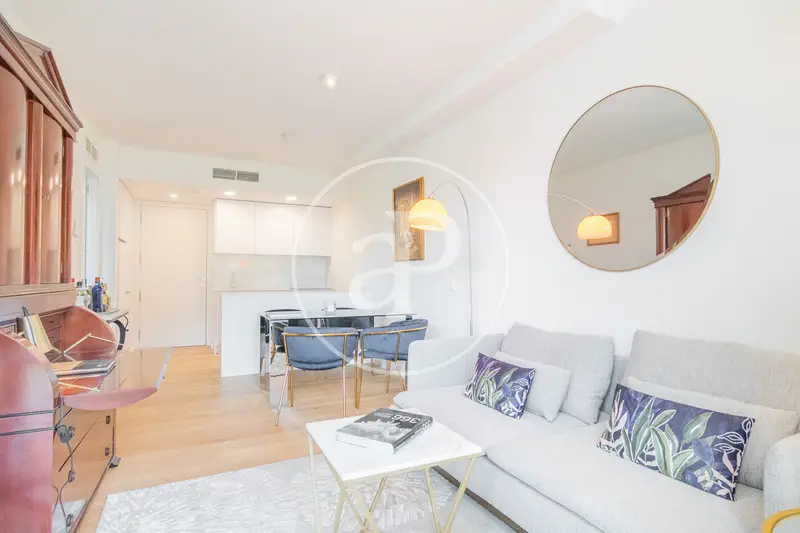 Piso en Alquiler en Madrid Argüelles  88m2  2 habitaciones