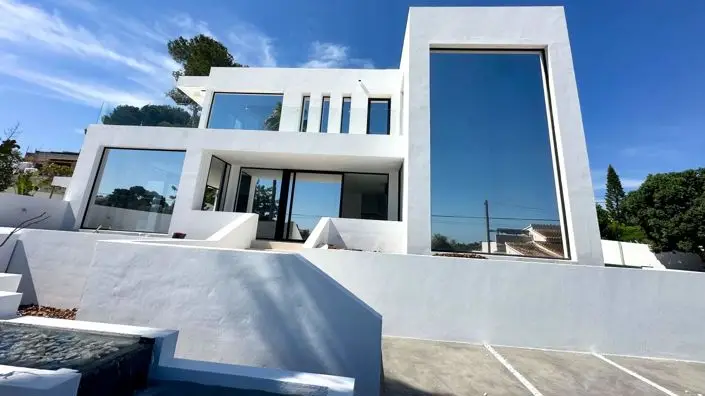 Villa de Lujo 4 Dormitorios Moraira