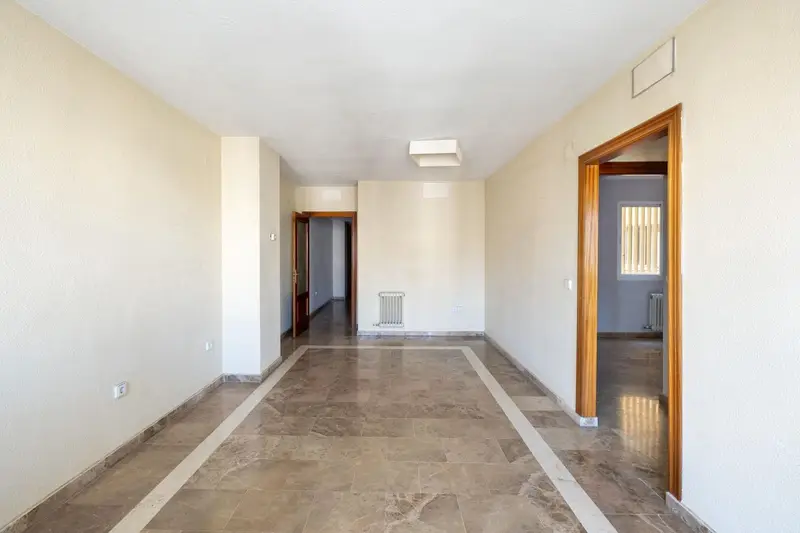 Piso en venta Plaza Einstein Granada 3 dormitorios 2 baños