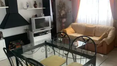 Piso en Venta en El Espinar 3 Dormitorios 2 Baños Garaje Trastero