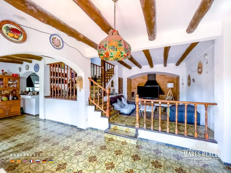 Chalet en venta Lloret de Mar 524m2 4 dormitorios piscina garaje