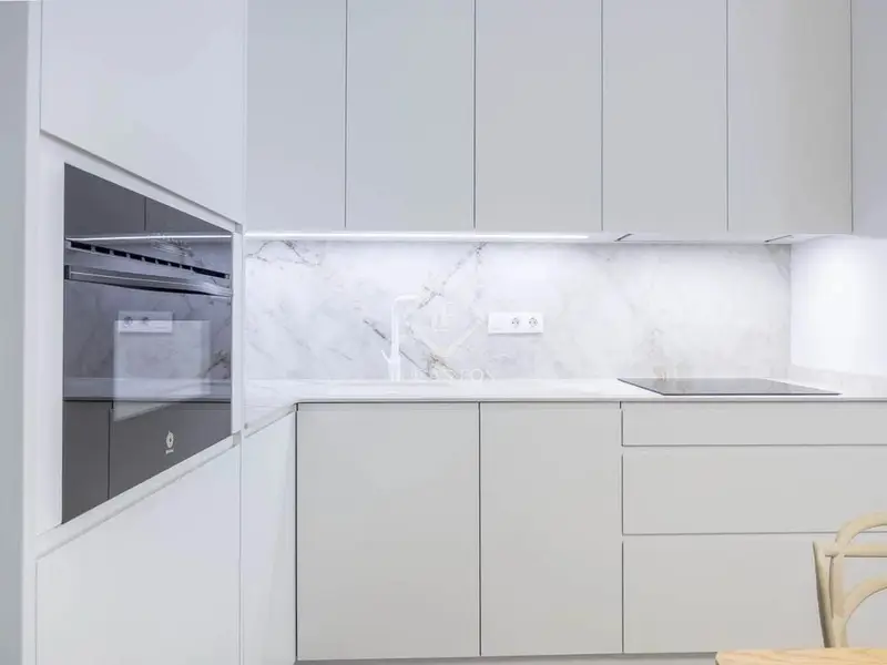 Apartamento en Alquiler Valencia Ruzafa 2 Dormitorios 2 Baños Reformado