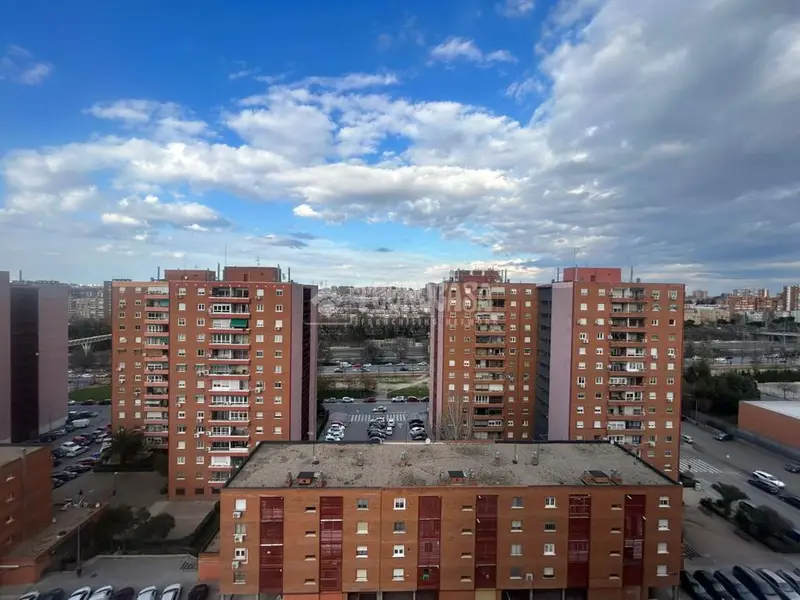 Piso en venta Fontarrón 106m2 3 dormitorios 12 planta exterior