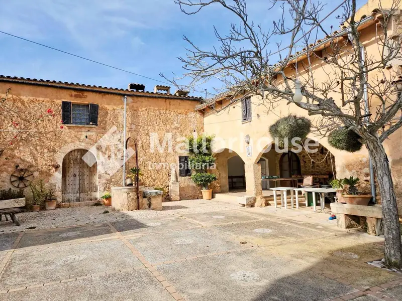 Finca Rústica en Mallorca: 780000m2, 2000m2 construidos, 4000 Olivos