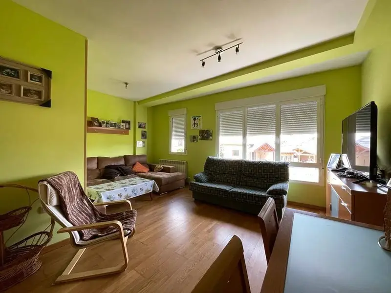 Adosado en Cortiguera 4 habitaciones 3 banos jardin garaje