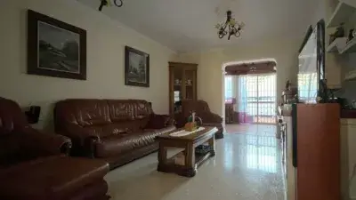 Chalet en venta en Los Barrios