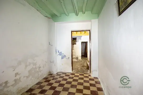 Casa en Albuñuelas para reformar con gran potencial