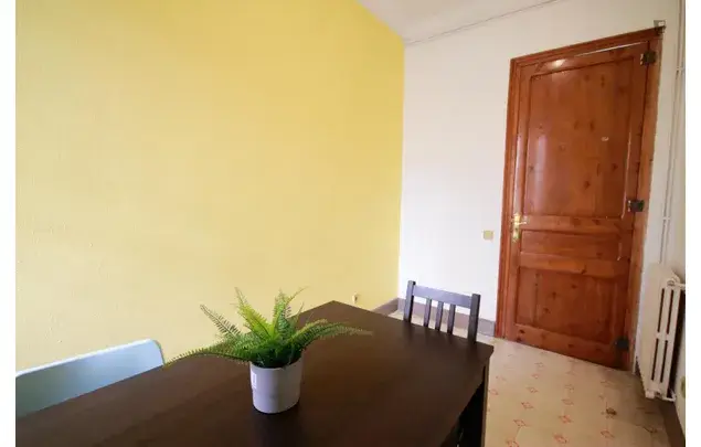 Alquiler 9 habitaciones Barcelona estudiantes trabajadores