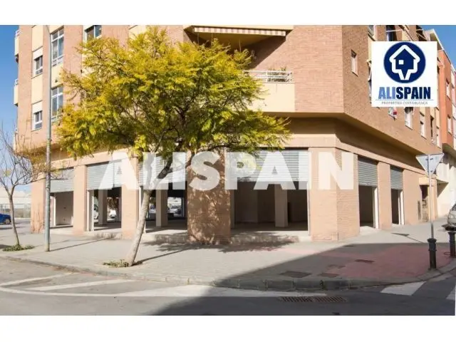 Local Comercial 500m2 Esquina A Estrenar