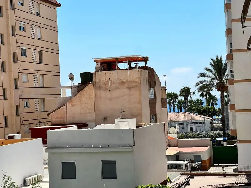 Venta Piso con Terraza en Centro Torre del Mar