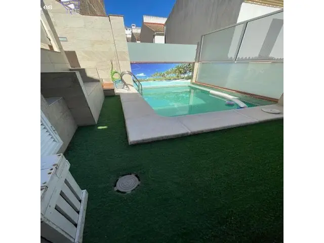 Se vende piso en Arcos zona tranquila con piscina privada