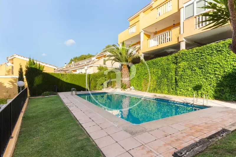 Chalet en Venta en El Bosque Chiva Valencia