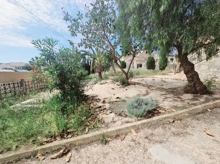 Villa 4 Dormitorios en Venta Los Balcones Torrevieja