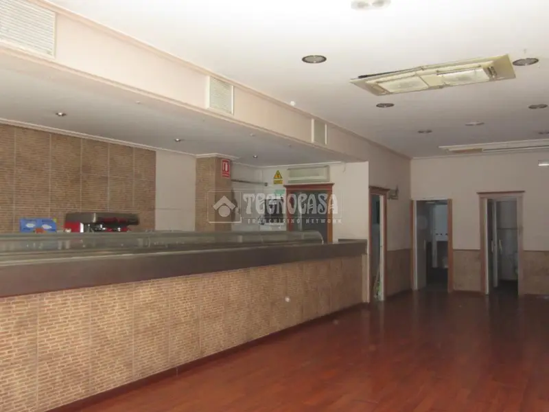 Local comercial en venta en Delicias