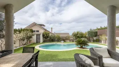 Chalet en venta en Urbanizacion Canadas del Parque