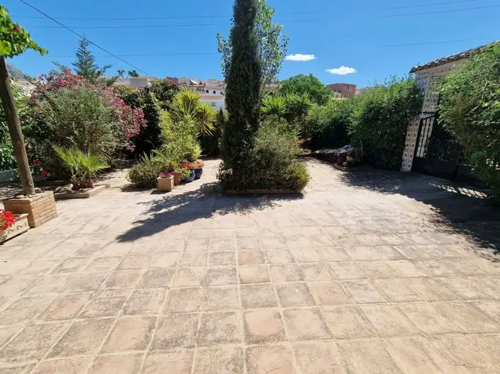 Cortijo de 5 Dormitorios en Venta cerca de Riogordo