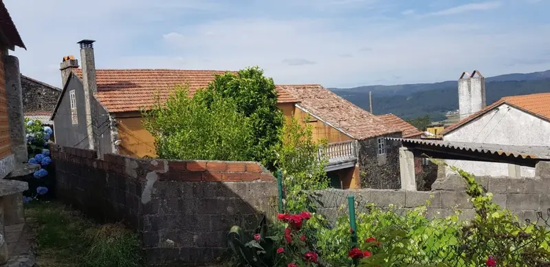 Casa de Piedra en Outes con Vistas a la Ria
