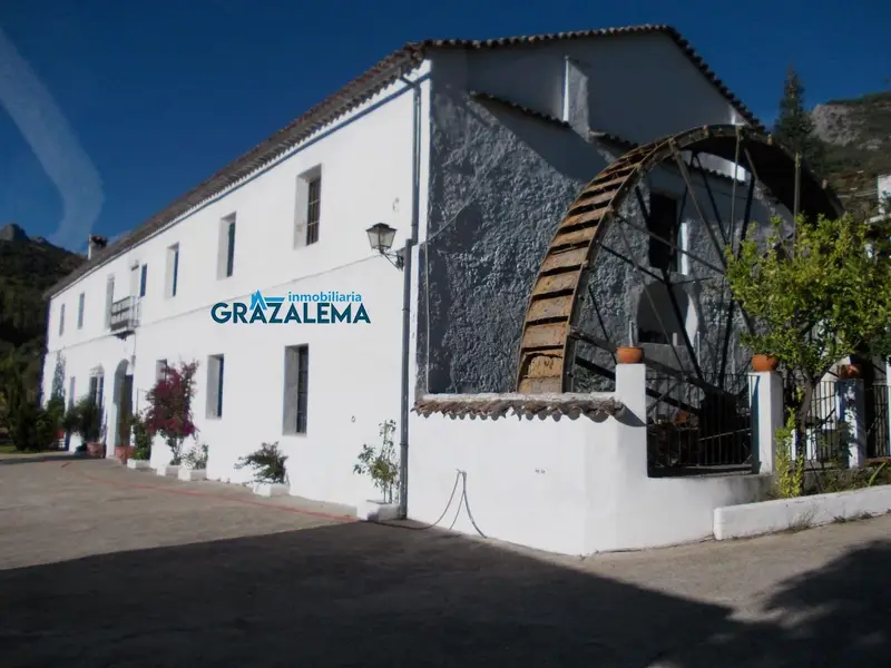 Venta Finca con Chimenea en Grazalema