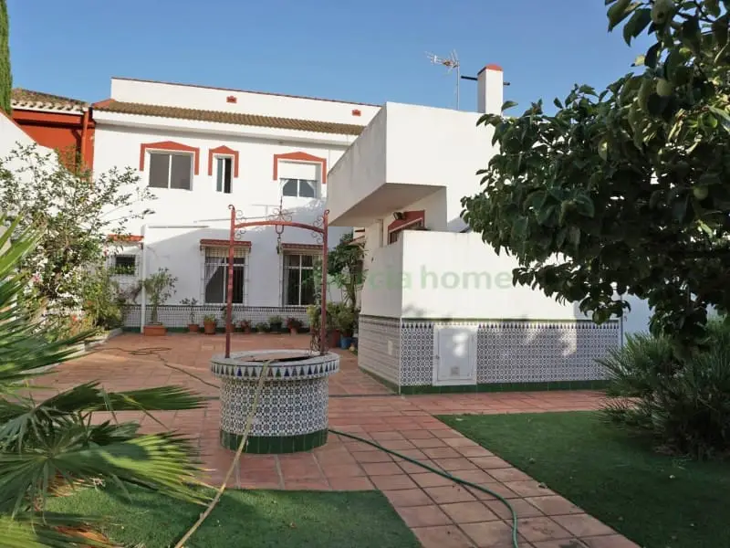 Finca Rural con Dos Casas y Piscina cerca de La Manga Club