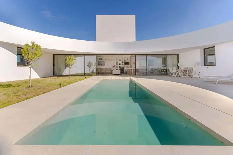 Chalet de Lujo en Granada 368m² 4 Habitaciones Piscina