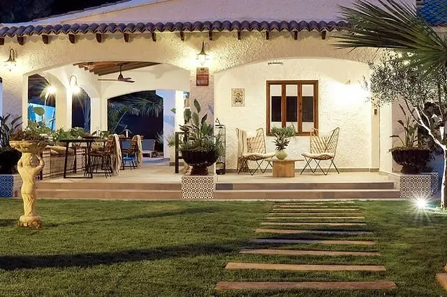 Villa 5 Dormitorios Punta Prima Piscina Climatizada