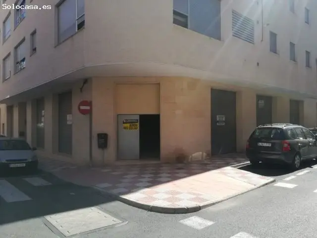Local Comercial 500m2 en Alquiler Ref 3138