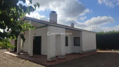 Chalet en Venta cerca de Riudoms 1 Dormitorio 3000m2