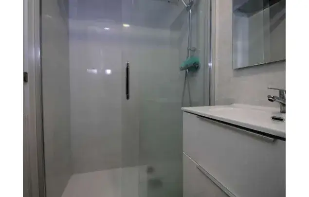 Rent 1 bedroom apartment of 40 m² in Madrid