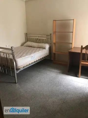Piso Avenida Portugal Estudiantes Curso