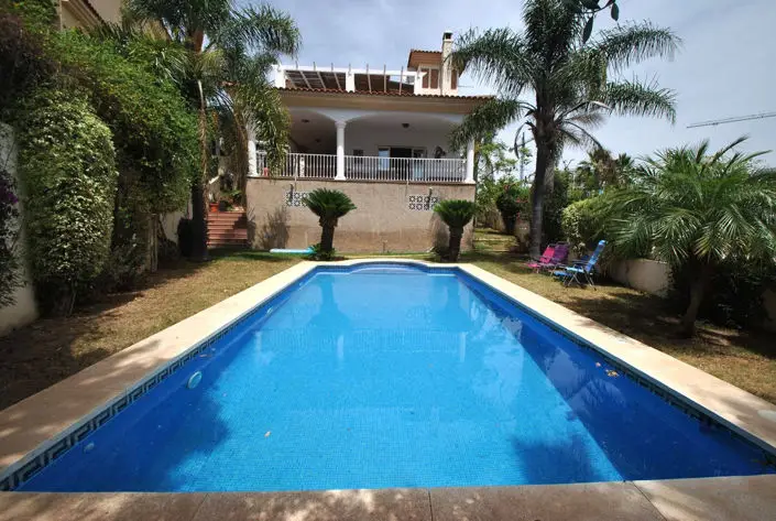Villa 4 Dormitorios Riviera del Sol - Reformada