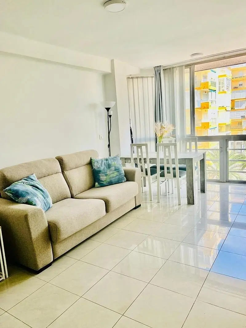 Apartamento Primera Linea de Playa Algarrobo Costa Alquiler Media Temporada