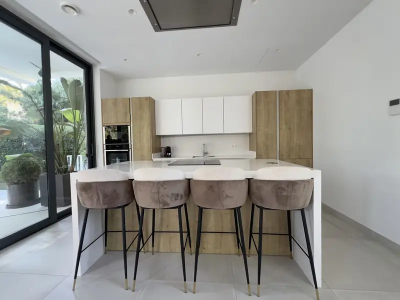 Villa de Lujo 5 Dormitorios Estepona