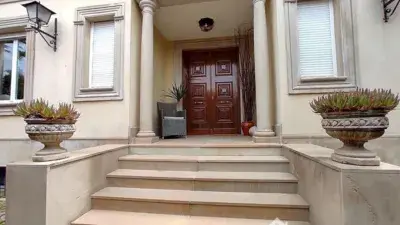 Chalet en venta en Calle Italia