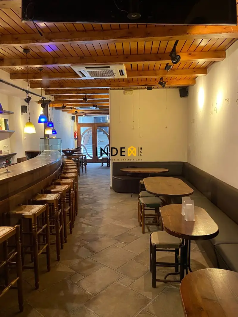 Local Comercial con Licencia de Bar Musical en Sitges