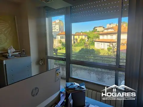 Piso 4 Dormitorios Plaza Espa	
	
 a Vigo