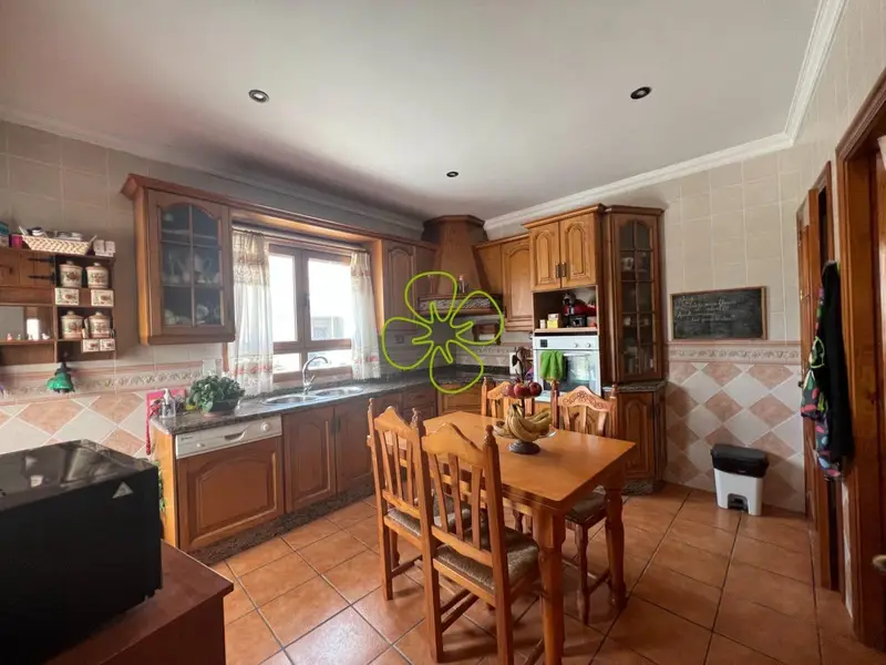 Chalet en Venta Oria 4 Dormitorios Garaje Grande