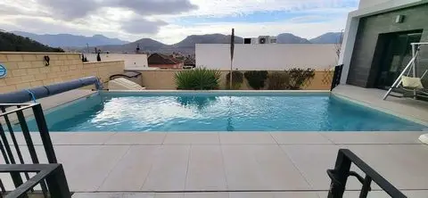 Casa-Villa de 3 Dormitorios en venta La Romana, España