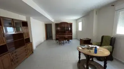 Piso en venta en Calle de Barrionuevo Bajo