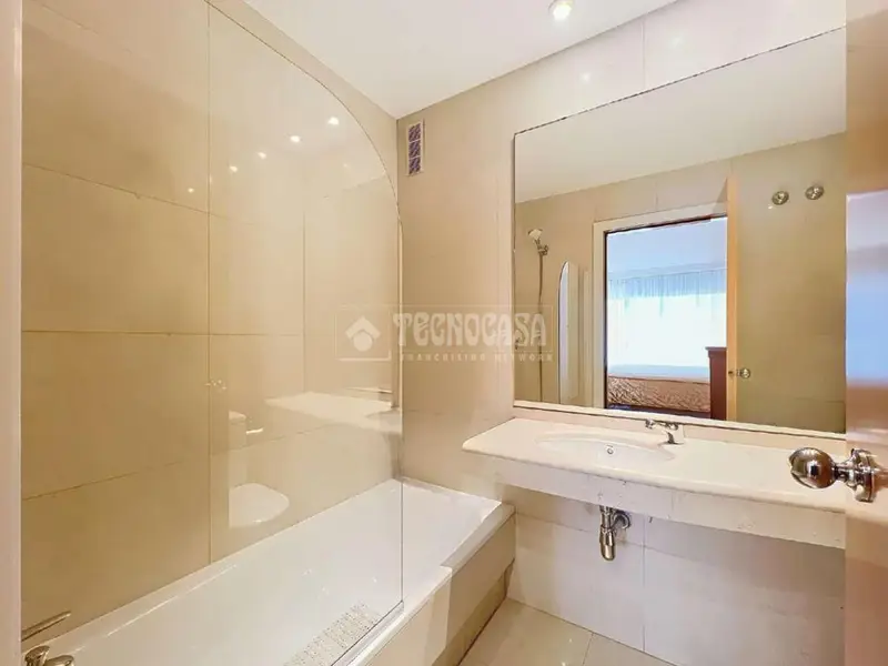 Atico en venta Eixample terraza 100m2