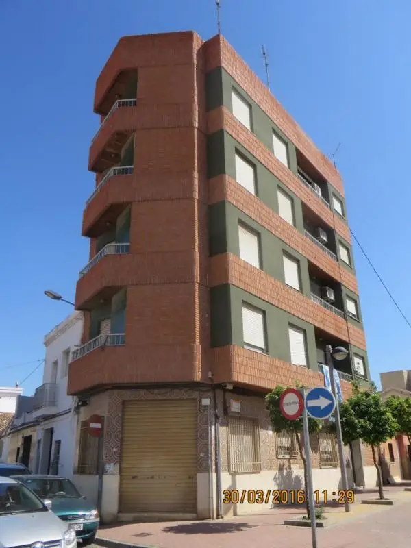 Local 72m2 en Torrent Plaza Dominical