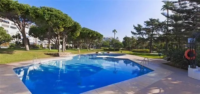 Apartamento en Alquiler Puerto Banus 3 Dormitorios 2 Baños