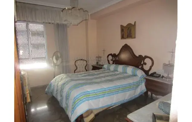 Alquiler Apartamento 3 Dormitorios 135m² Almeria